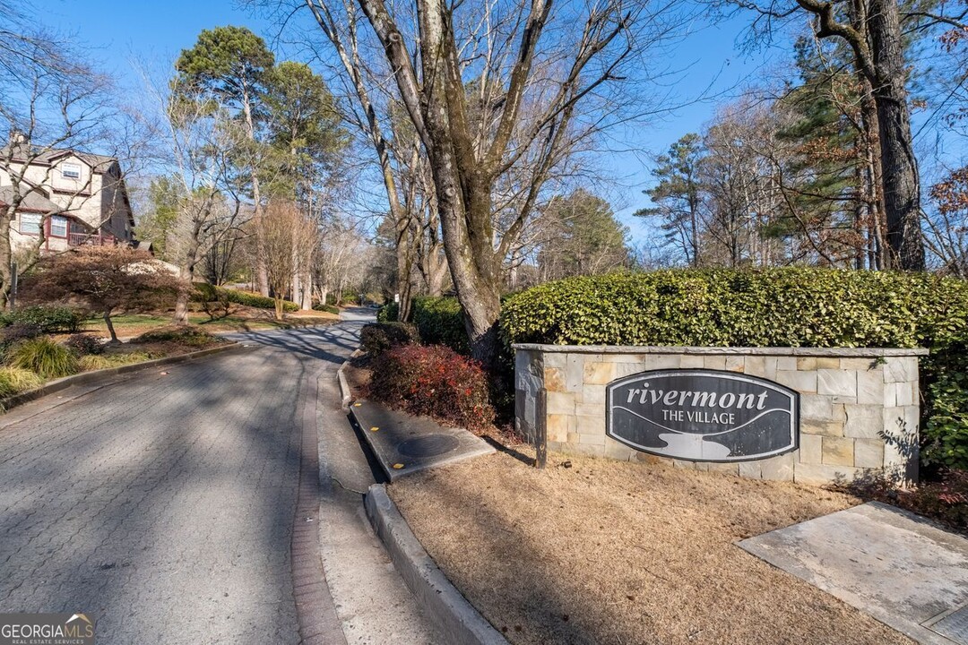 306 Hawkstone Way in Alpharetta, GA - Building Photo