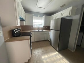 803 W Emerald Dr in Pharr, TX - Building Photo - Building Photo