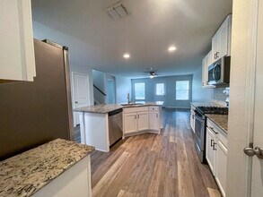 402 Fly Catcher in San Antonio, TX - Building Photo - Building Photo