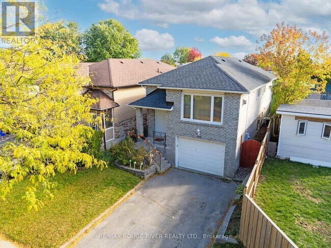 property at 102 Turnberry Crescent