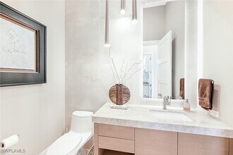 4646 Crayton Rd in Naples, FL - Building Photo - Building Photo