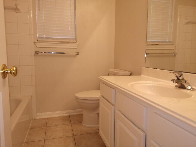 property at 3314 Worthington Dr