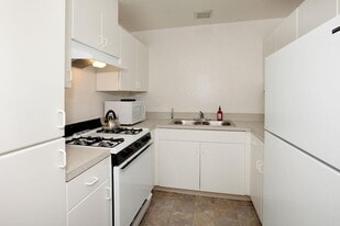 Town Plaza Apartments