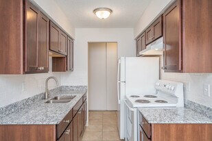 3530 18th Avenue in Minneapolis, MN - Building Photo