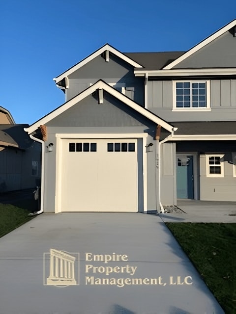 property at 1656 Irvine St