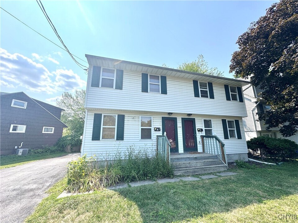 1336 Westcott St in Syracuse, NY - Building Photo
