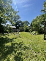 85 Manhattan Dr in Burlington, VT - Building Photo