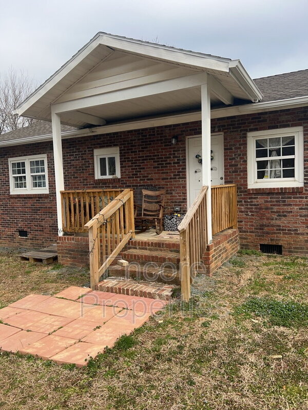 property at 545 Harper Rd