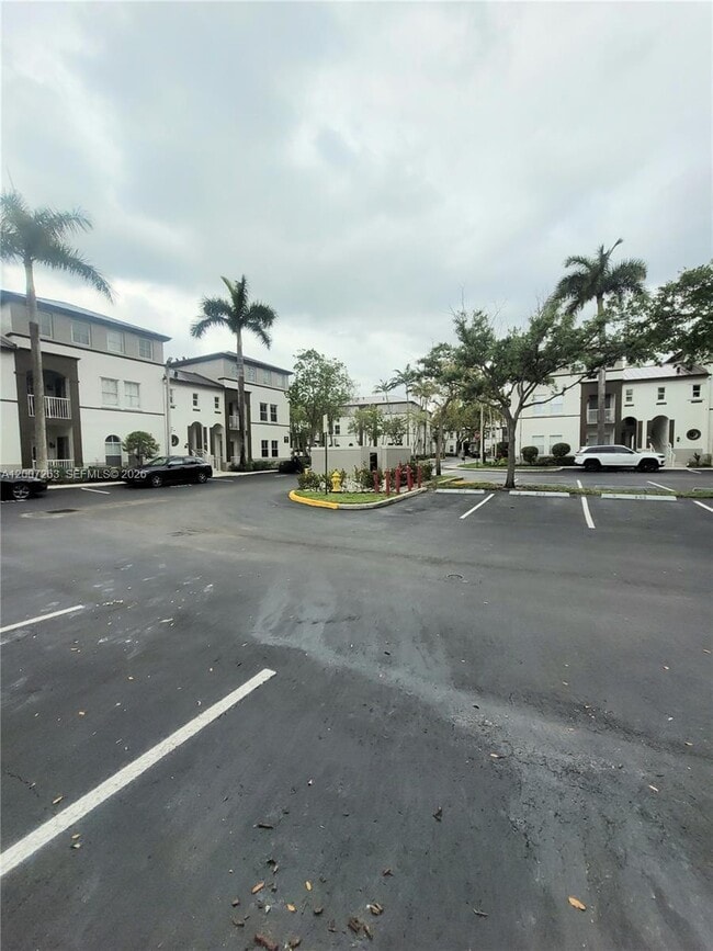 4331 SW 160th Ave in Miramar, FL - Building Photo - Building Photo