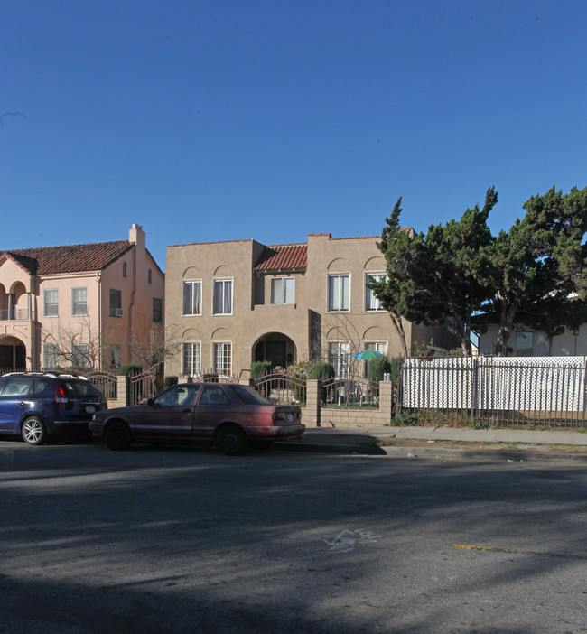 1165-1167 N Edgemont St in Los Angeles, CA - Building Photo - Building Photo