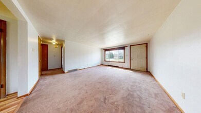 386 Apple Ln in Mansfield, OH - Building Photo - Building Photo