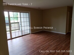 111 Timberlake Terrace in Stephens City, VA - Building Photo - Building Photo
