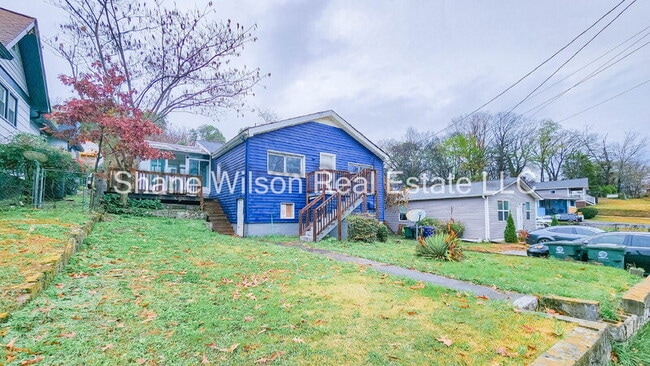 5327 Lee Ave in Chattanooga, TN - Building Photo - Building Photo