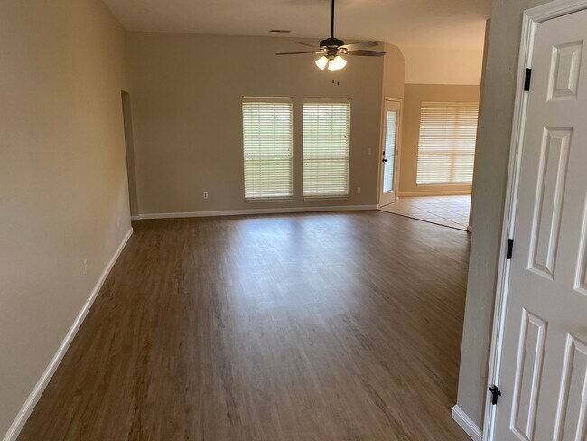 2701 Flagstone Ln in Edmond, OK - Building Photo - Building Photo