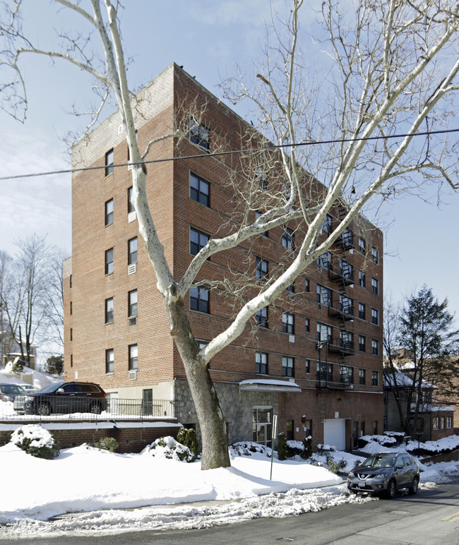 The Caroline in Eastchester, NY - Building Photo - Building Photo