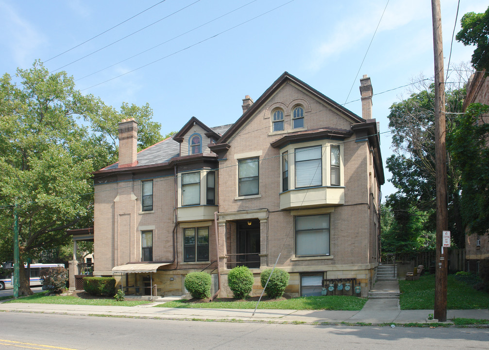 790-792 Neil Ave in Columbus, OH - Building Photo