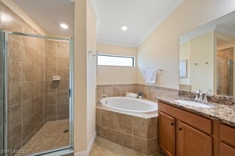 28002 Bridgetown Ct in Bonita Springs, FL - Building Photo - Building Photo
