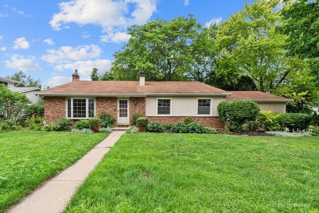 property at 916 Granville Ave