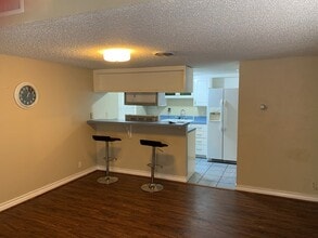 2230 E 52nd St in Odessa, TX - Foto de edificio - Building Photo