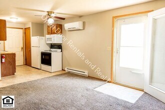 608 W Dennis St in Garrett, IN - Building Photo - Building Photo