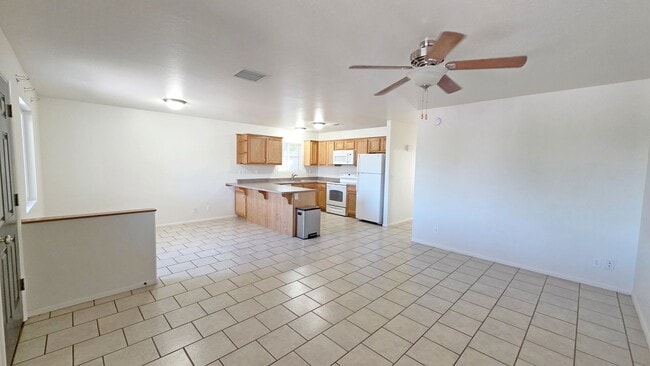 436 S 3rd St in Camp Verde, AZ - Foto de edificio - Building Photo