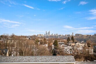 330 Wright St in Philadelphia, PA - Building Photo - Building Photo