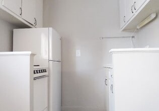 Senator Place in Cincinnati, OH - Foto de edificio - Interior Photo