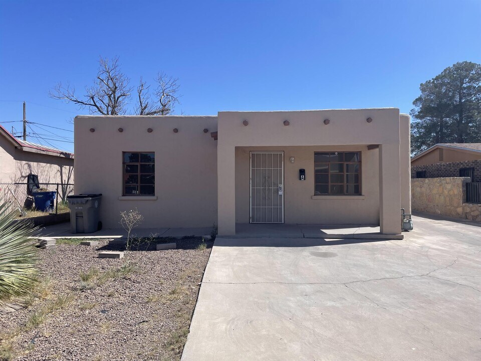 8167 Josephine Cir in El Paso, TX - Building Photo