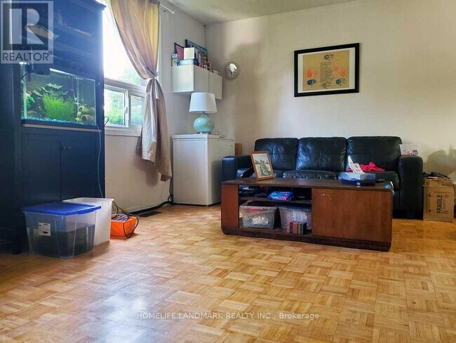 45 Hollyberry Trail in Toronto, ON - Building Photo - Building Photo