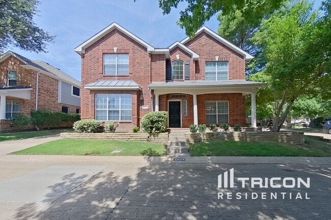 property at 2624 Dunbar Dr