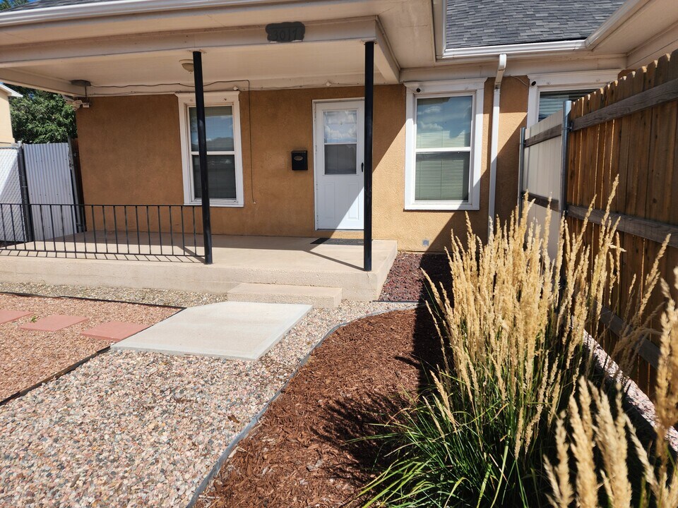 3017 Grandview St, Unit 3017 in Colorado Springs, CO - Foto de edificio