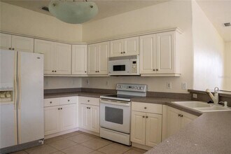 6063 Sabal Hammock Cir in Port Orange, FL - Building Photo - Building Photo