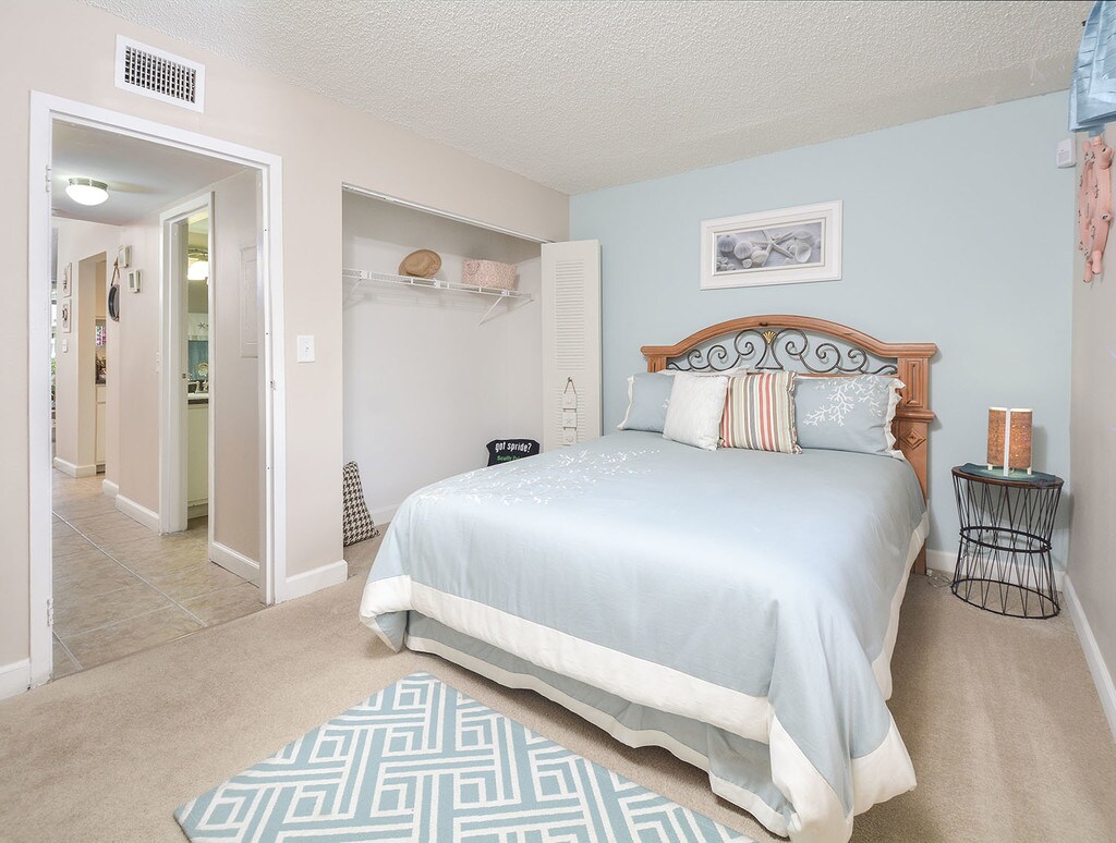 Set Point Garden Apartments in Fort Lauderdale, FL