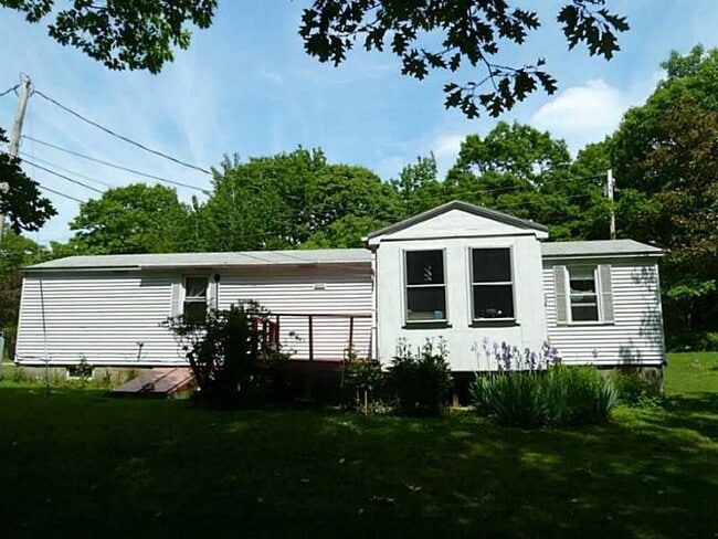 43 Poore Rd in Boothbay, ME - Building Photo - Building Photo