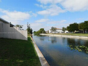 617 SE 7th St in Cape Coral, FL - Building Photo - Building Photo