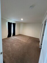 2105 13th St in Baker City, OR - Foto de edificio - Building Photo