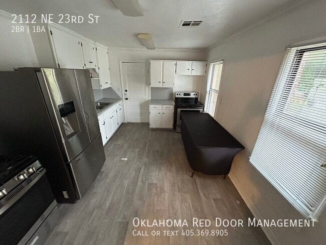 2112 NE 23rd St in Oklahoma City, OK - Building Photo - Building Photo