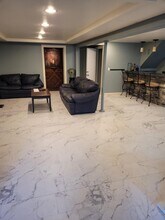 136 Main St, Unit Apartment in Binghamton, NY - Building Photo - Building Photo