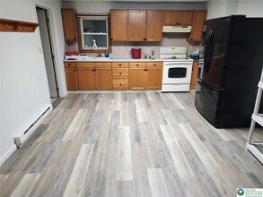 505 E Main St in Bath, PA - Building Photo - Building Photo