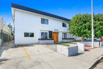 2033 Chariton St in Los Angeles, CA - Building Photo - Building Photo