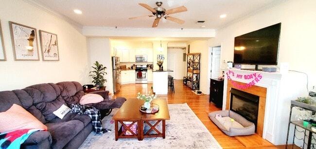78 Jefferson St, Unit 3E