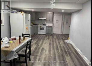 24 Skranda Hill in Brampton, ON - Building Photo - Building Photo