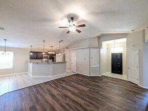 8430 Island Dr in Navarre, FL - Building Photo - Building Photo