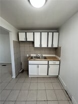 301 Weaver St in Rochester, NY - Building Photo