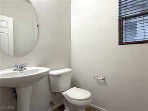 1026 Appaloosa Hills Ave in North Las Vegas, NV - Foto de edificio - Building Photo