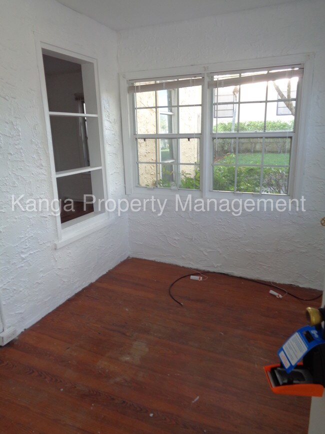 736 Omar Rd-Unit -2 in West Palm Beach, FL - Building Photo - Building Photo