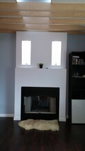 22635 Oxnard St in Woodland Hills, CA - Foto de edificio - Building Photo