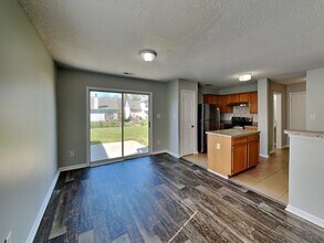 11328 Red Finch Ln, Unit 208 in Charlotte, NC - Building Photo - Building Photo