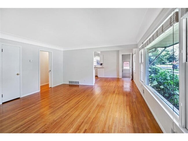 3829 Ewing Ave S in Minneapolis, MN - Building Photo - Building Photo