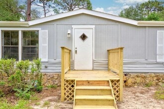 4555 S Leisure Blvd in Lecanto, FL - Building Photo - Building Photo